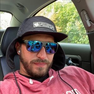 Meet your Posher, Chris